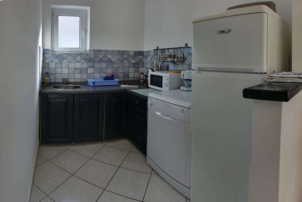 Vis A Vis Apartments Baska  Phòng bức ảnh
